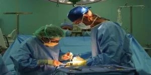 surgery-surgeons-operation-medical-health-doctors